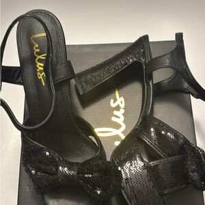 ✨ Lyeluh Black Sequin Bow Platform Heels – Size 10 ✨